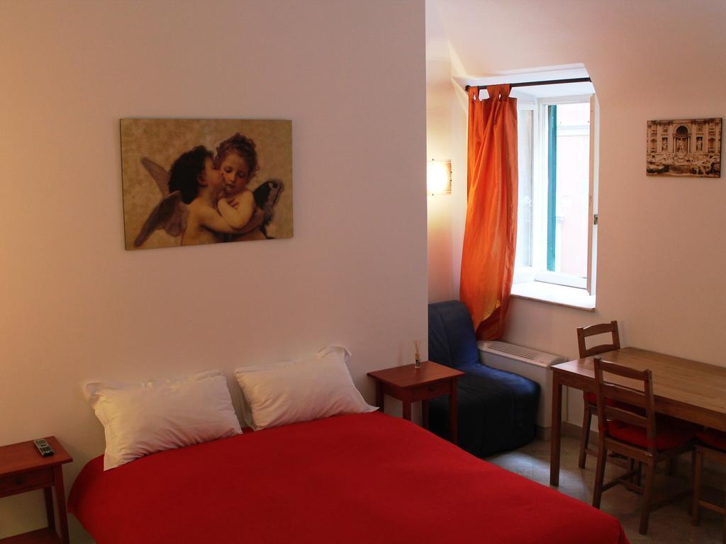 Hella Ibernesi 23 Fori Imperiali Inn, New Gestion! Roma Phòng bức ảnh
